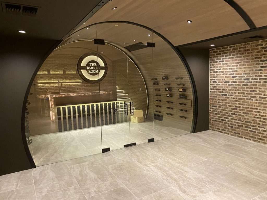 Wine Cellars - brown tile - matte black - clear