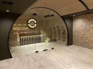 Wine Cellars - brown tile - matte black - clear