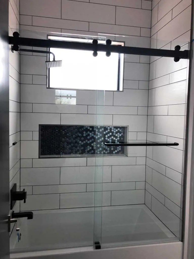 Double-bypass Sliding Shower Door