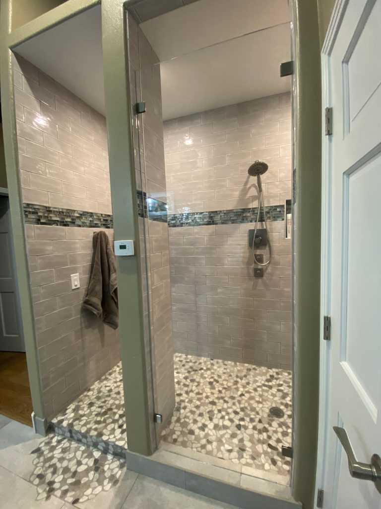 Splash Panel Frameless Glass Shower