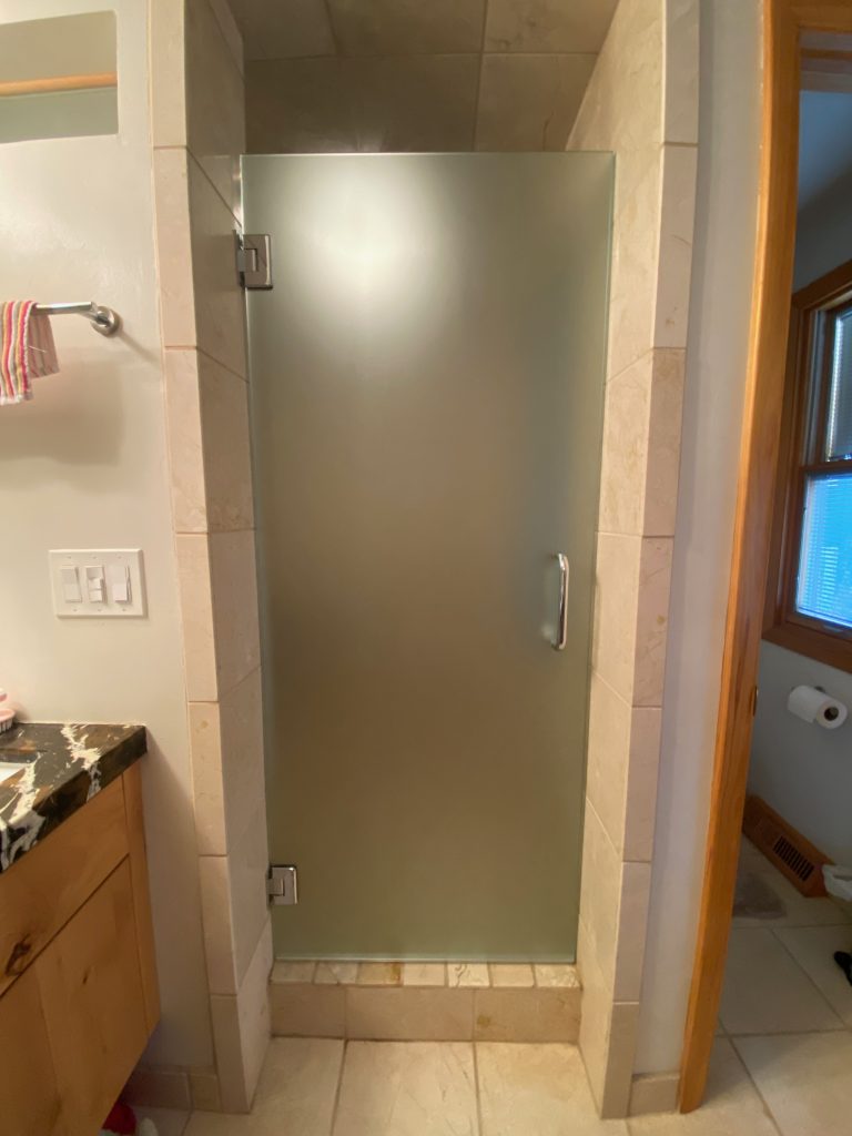 Single Door Frameless Shower