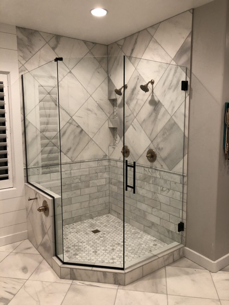 Neo angle shower layout in a bathroom