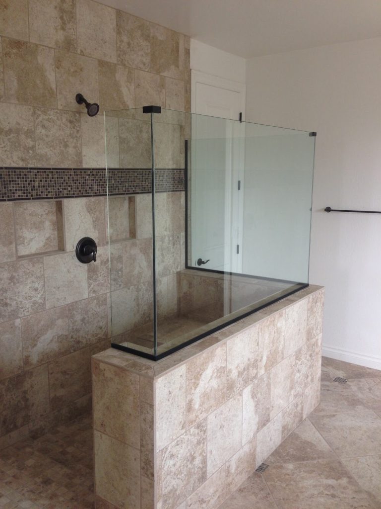 Splash Panel Frameless Glass Shower