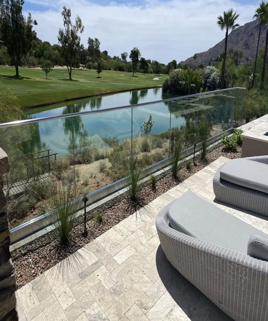 glass balcony railing 2