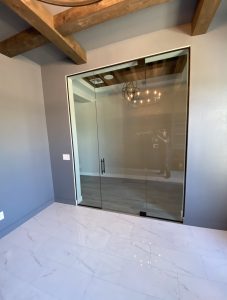 Panel, door, panel glass partition layout